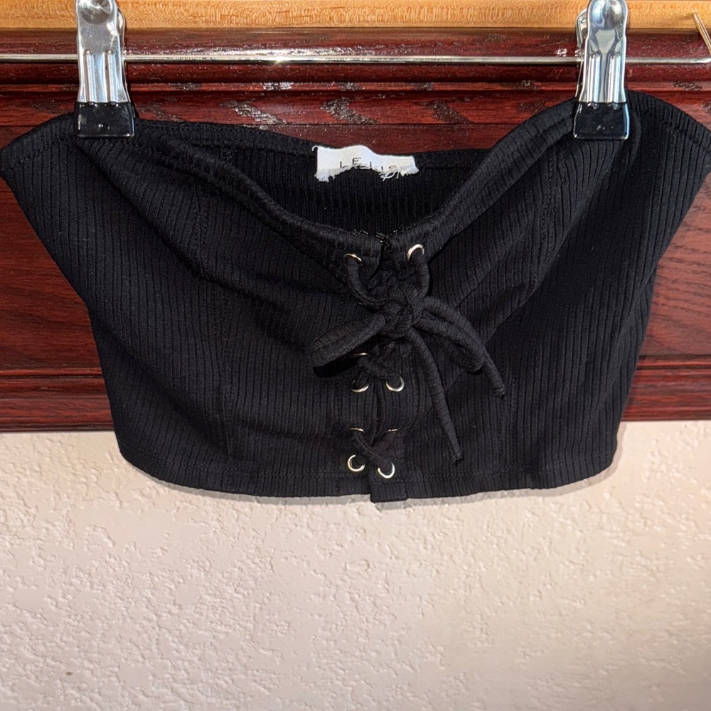 Le Lis Black Ribbed Lace-Up Crop Top Festival Going Out Beach Wear Casual Shirt